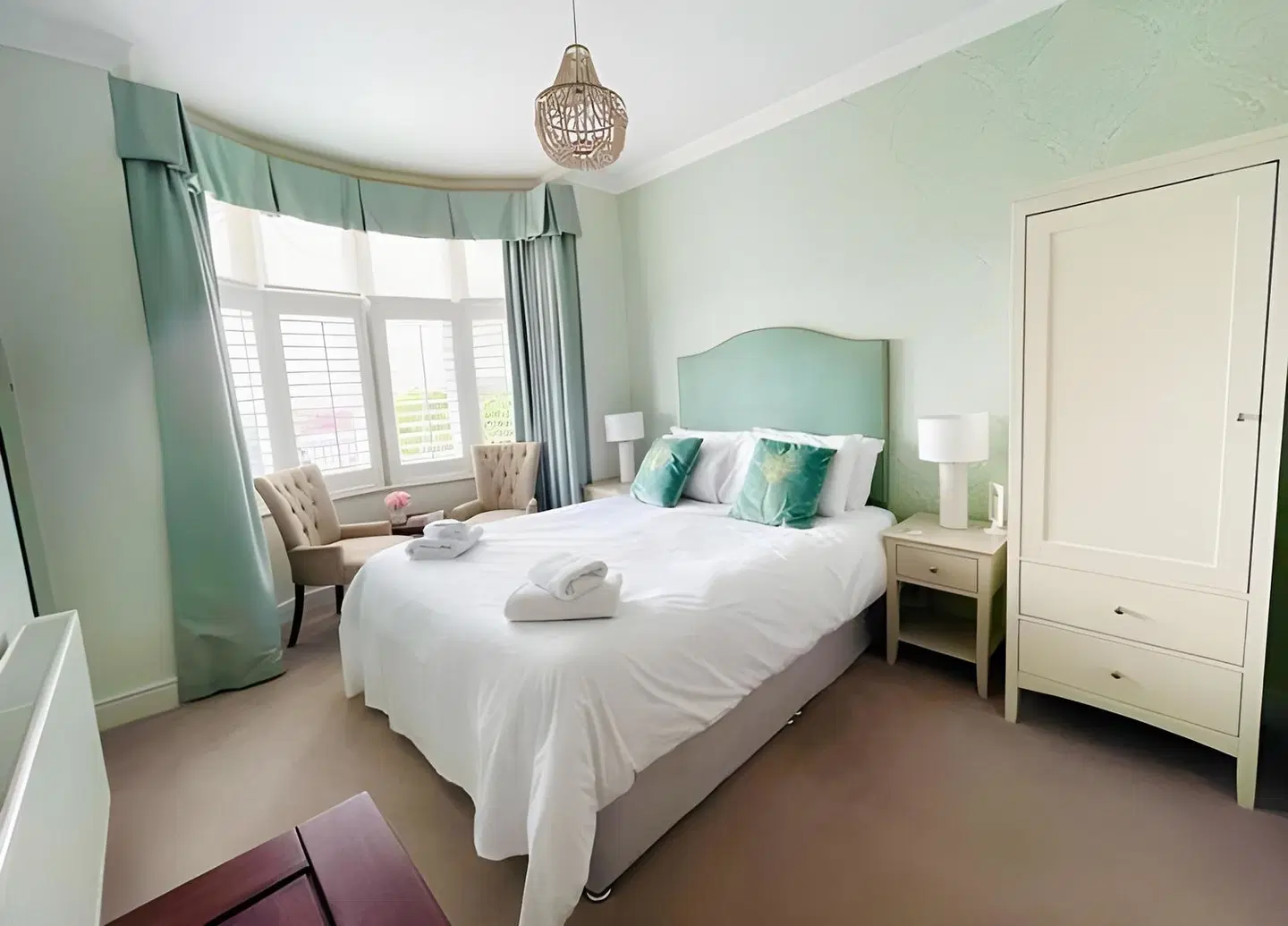 Beaches ROOM_EXAMPLE
