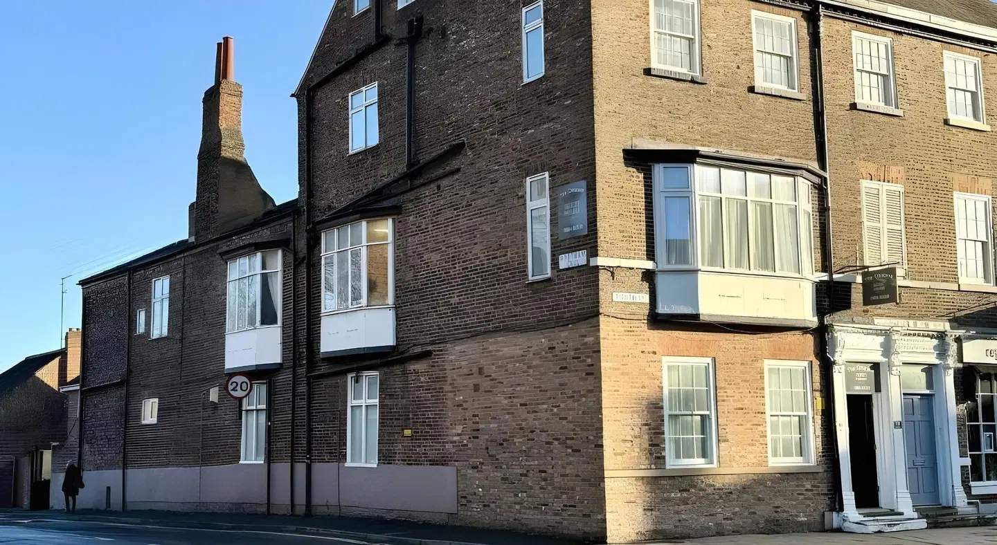 The Crescent Guest House EXTERIOR