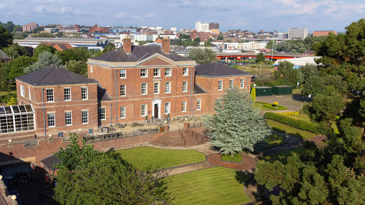 DoubleTree by Hilton Stoke on Trent Garten