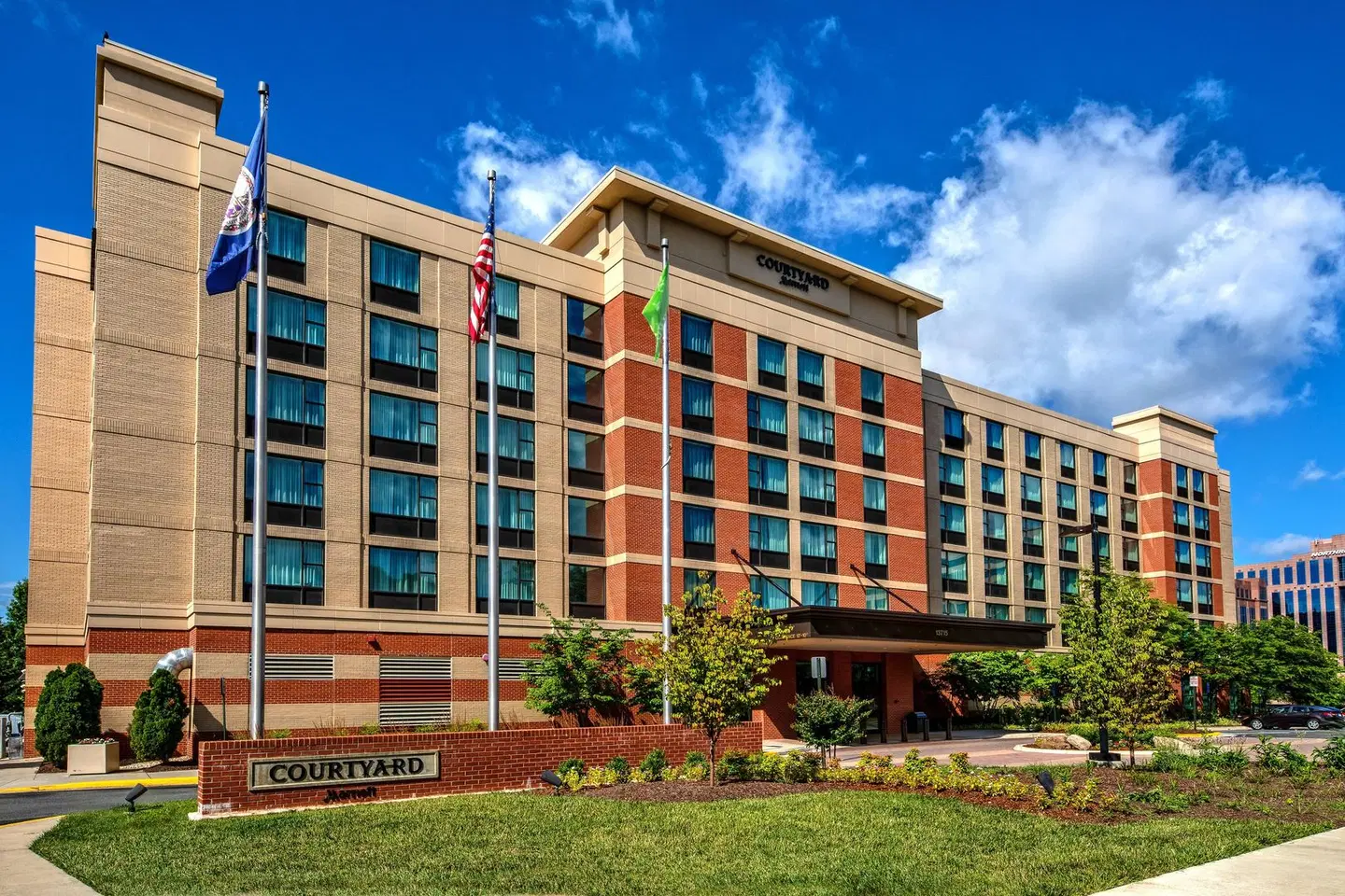 Courtyard by Marriott Dulles Airport Herndon EXTERIOR