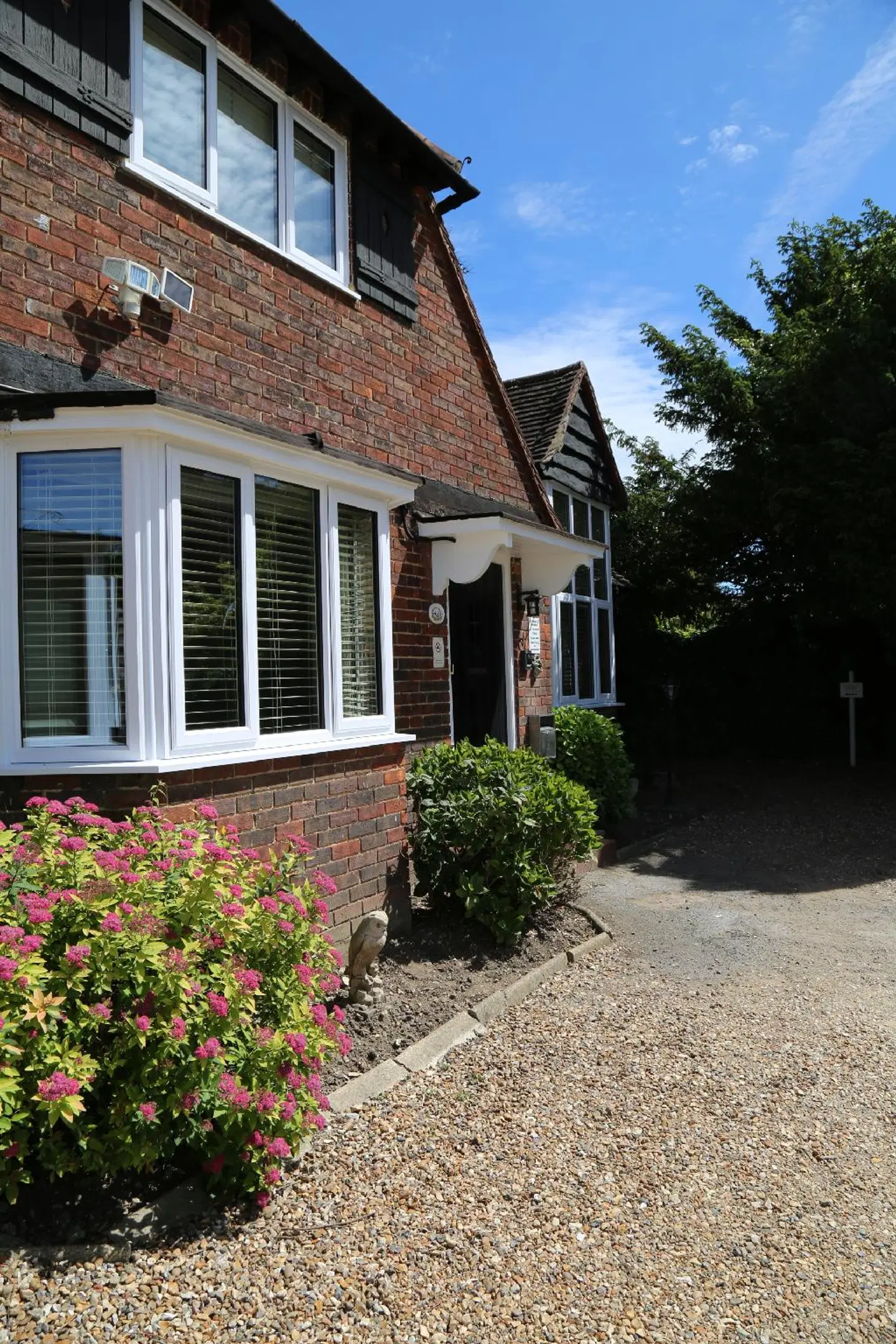 Debden Guest House EXTERIOR