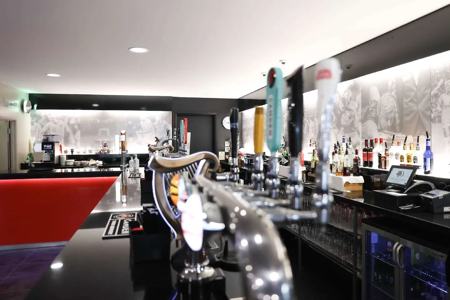 DoubleTree by Hilton Hotel Milton Keynes Bar
