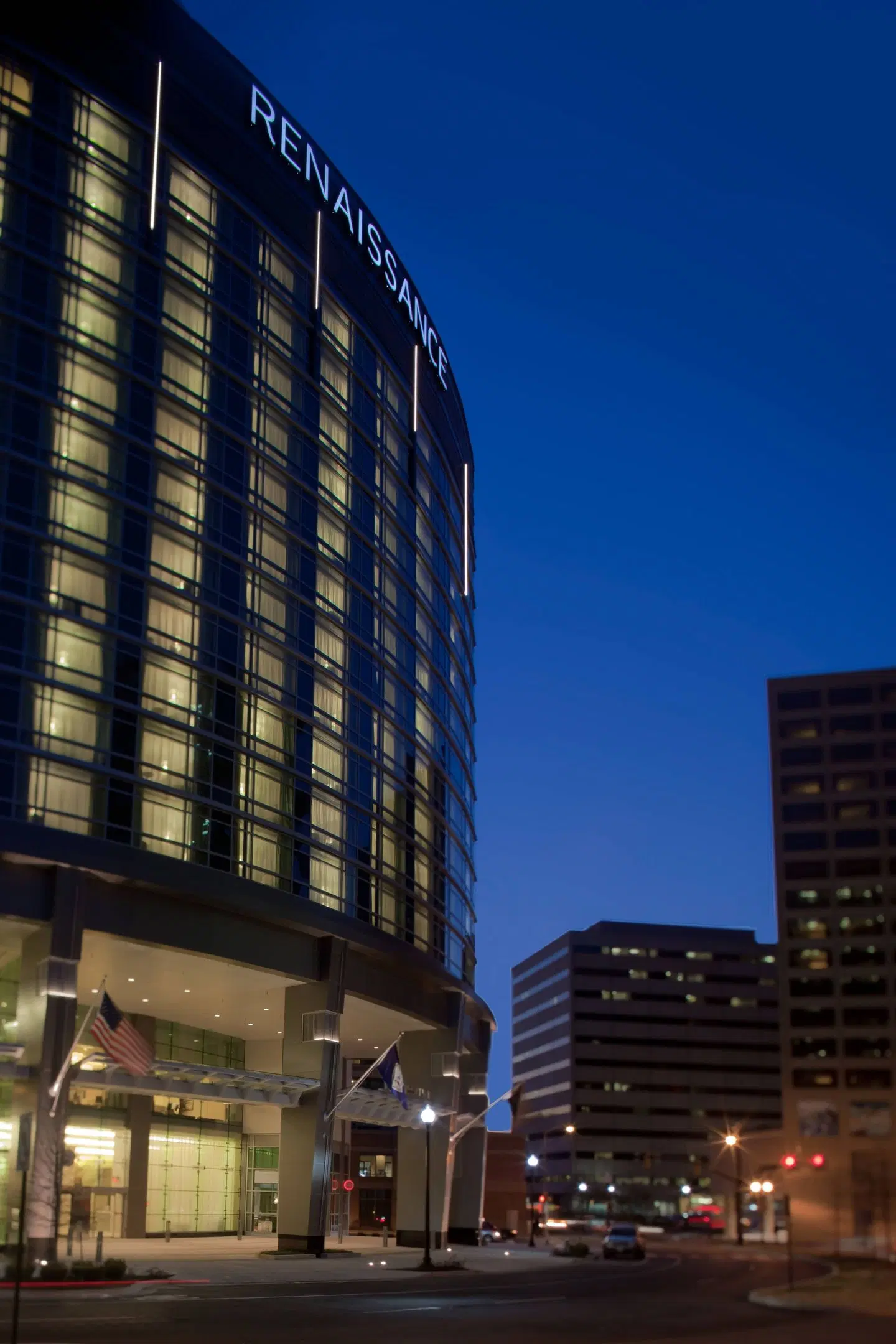 Renaissance Arlington Capital View Hotel EXTERIOR