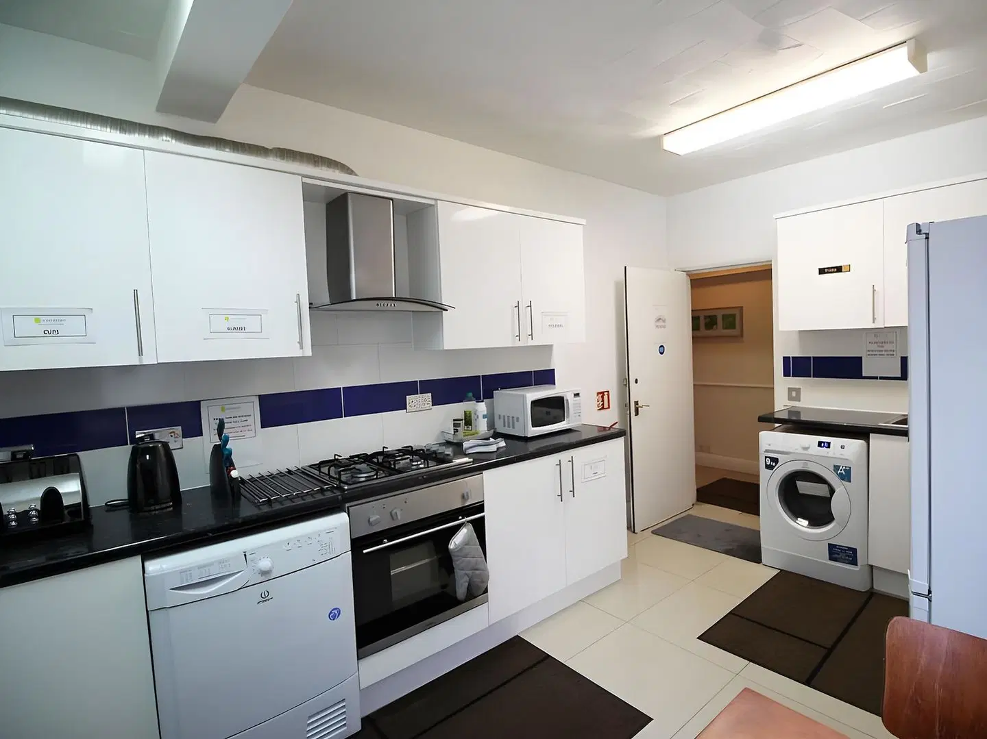 Flexistay Sutton Aparthotel ROOM_EXAMPLE