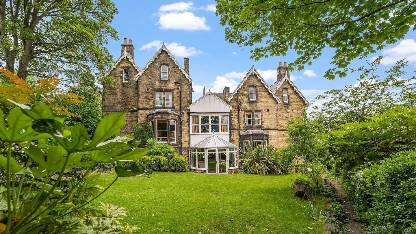 Rutland EXTERIOR