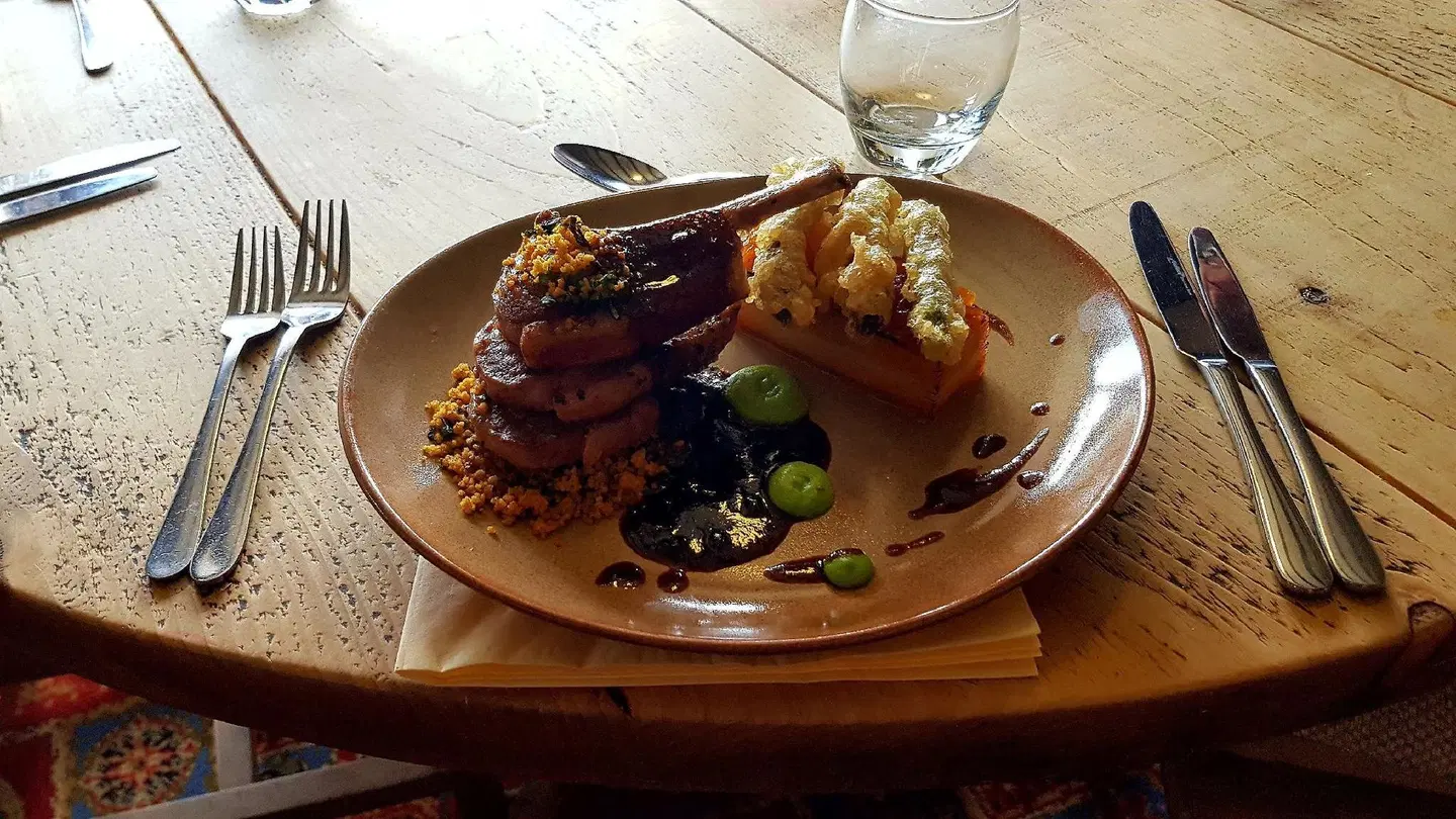 The Barn Courtyard Restaurant