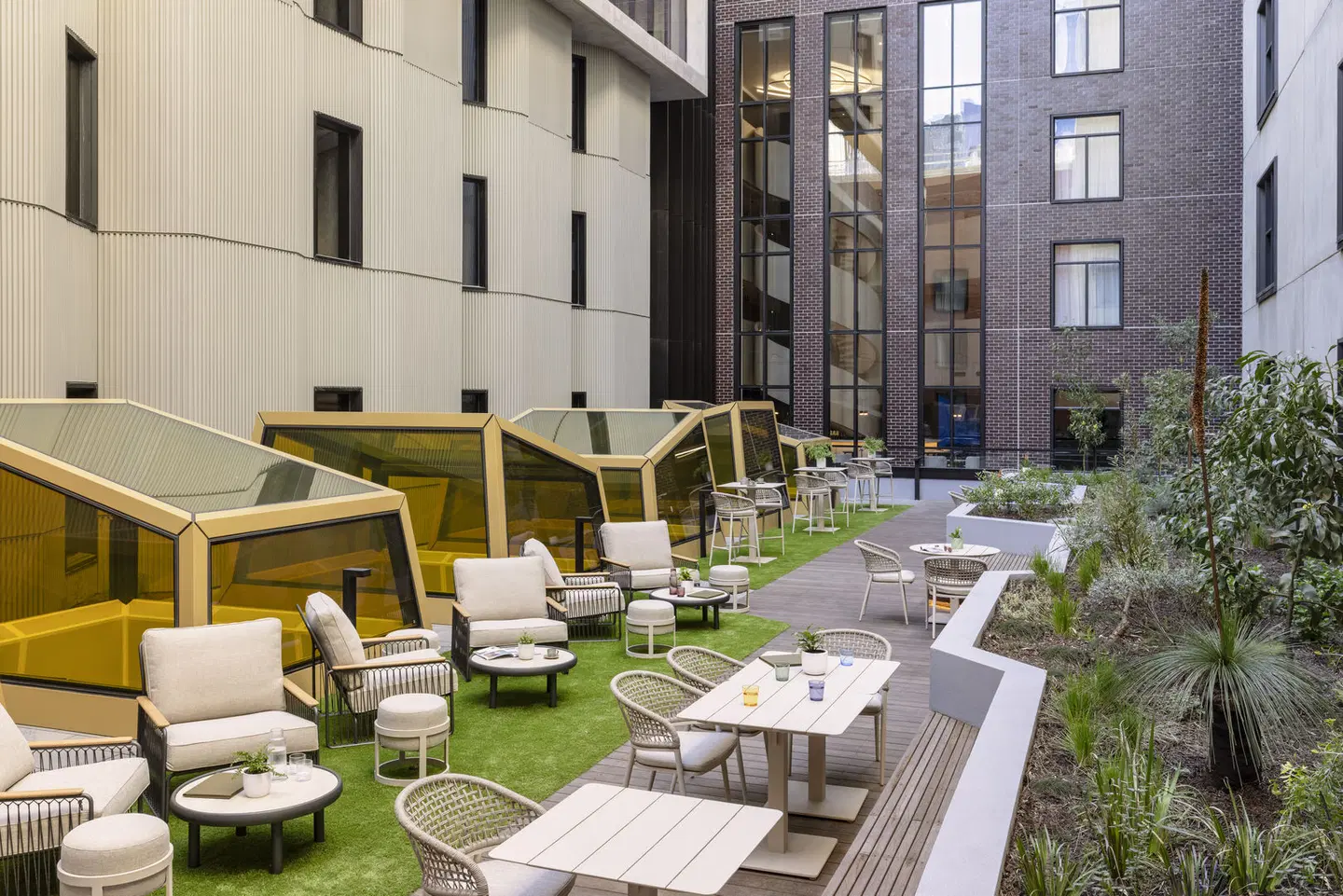 Hotel Indigo Melbourne Little Collins by IHG Terrasse