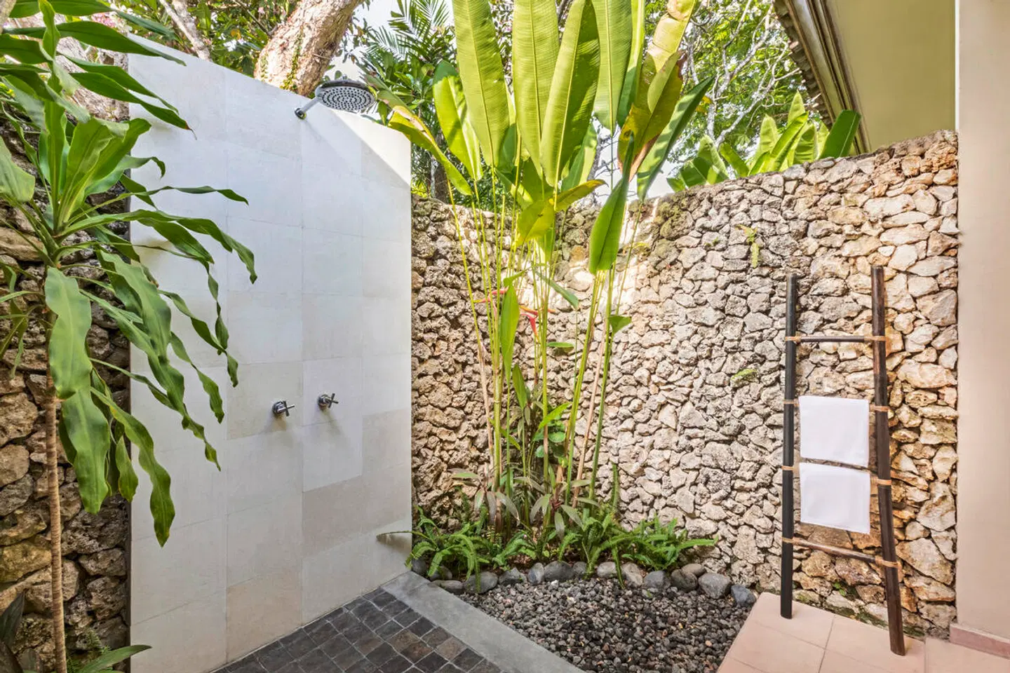 The Pavilions Bali Badezimmer