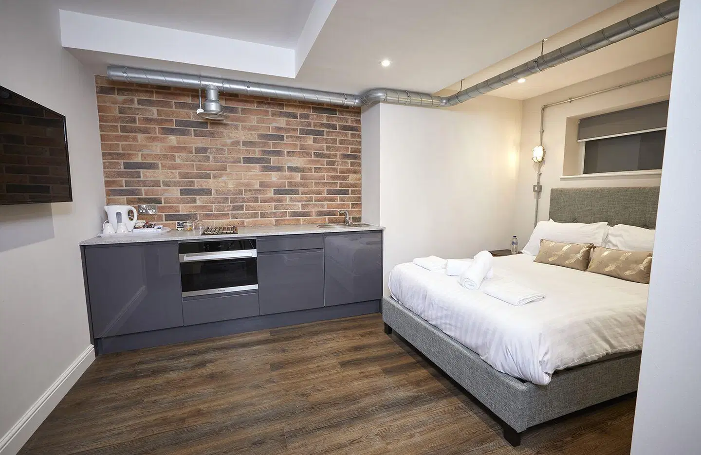 Three Cranes Boutique Hotel ROOM_EXAMPLE