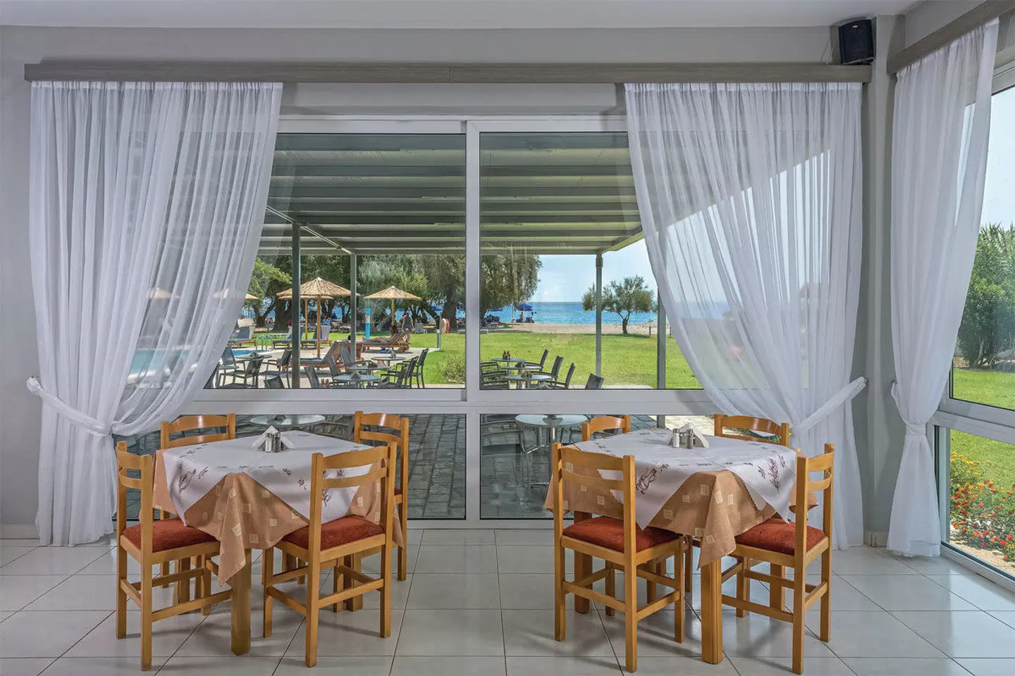 Stafilia Restaurant