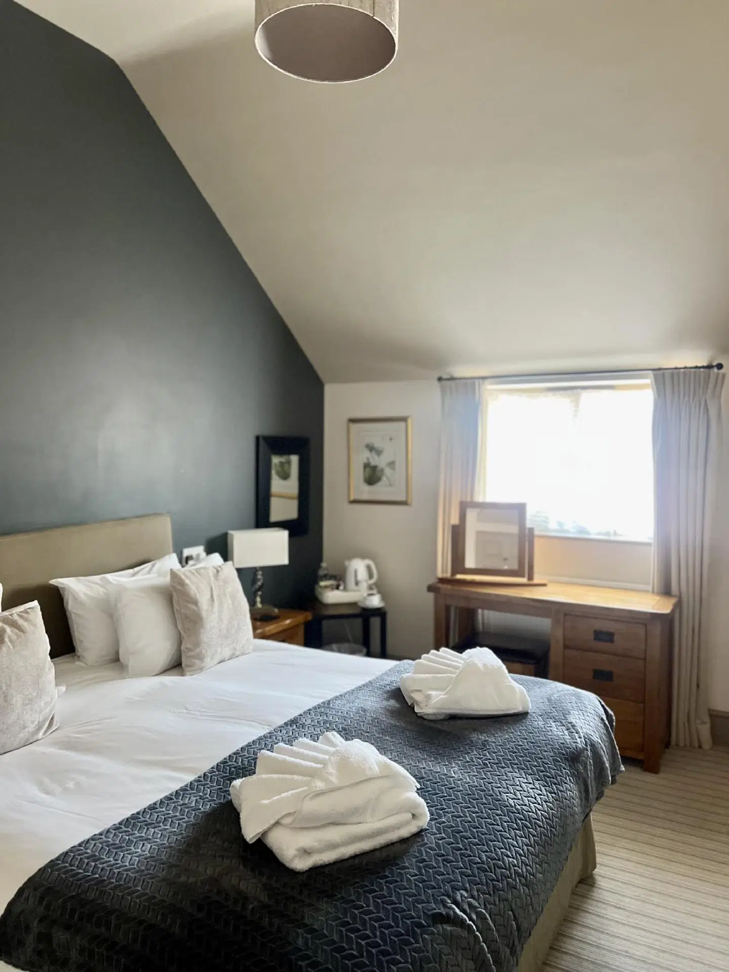 The Parson Woodforde ROOM_EXAMPLE