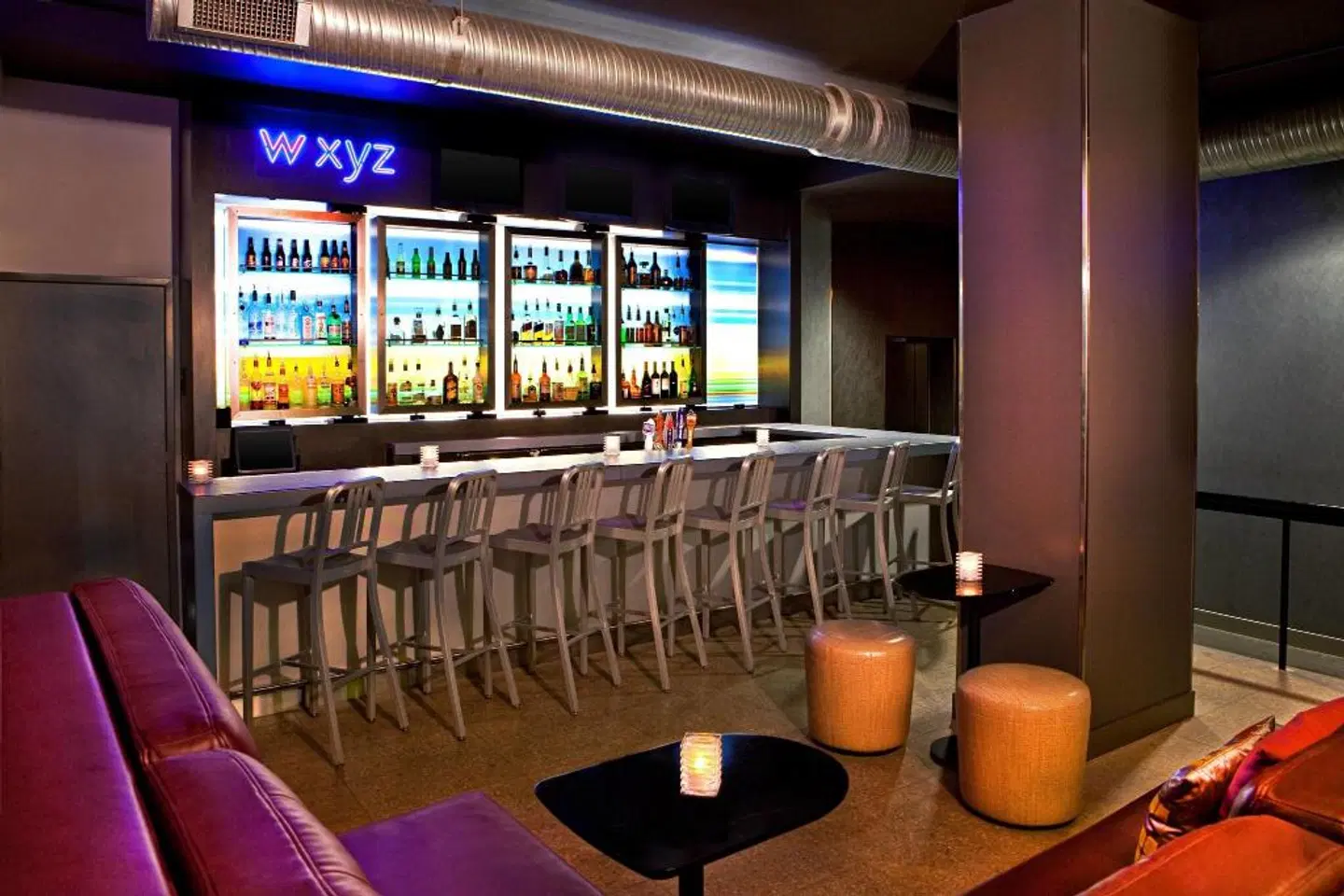 Aloft Richmond West Bar