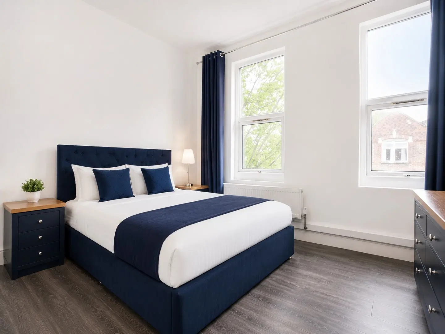 The Broadway Hotel ROOM_EXAMPLE