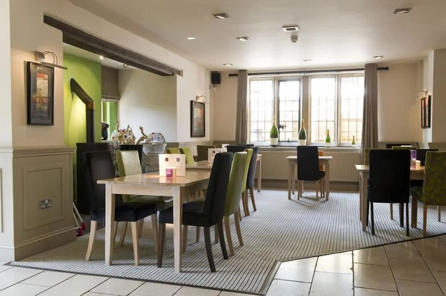Hotel Hopping Hare Restaurant