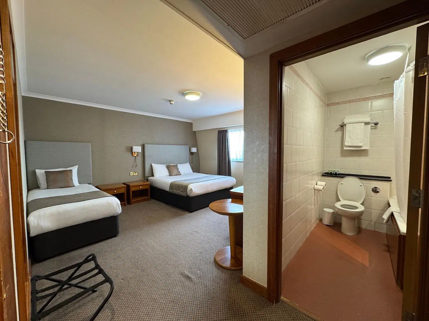 Savera Hotel South Ruislip ROOM_EXAMPLE