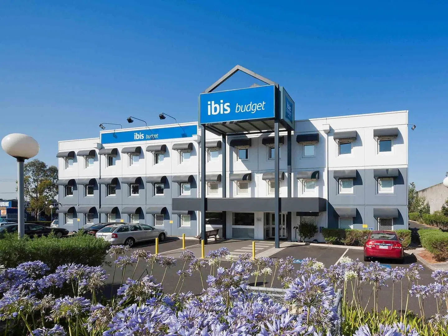 ibis budget Dandenong EXTERIOR