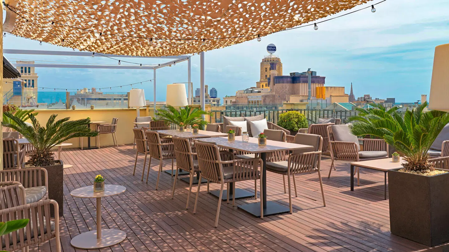 H10 Universitat Restaurant