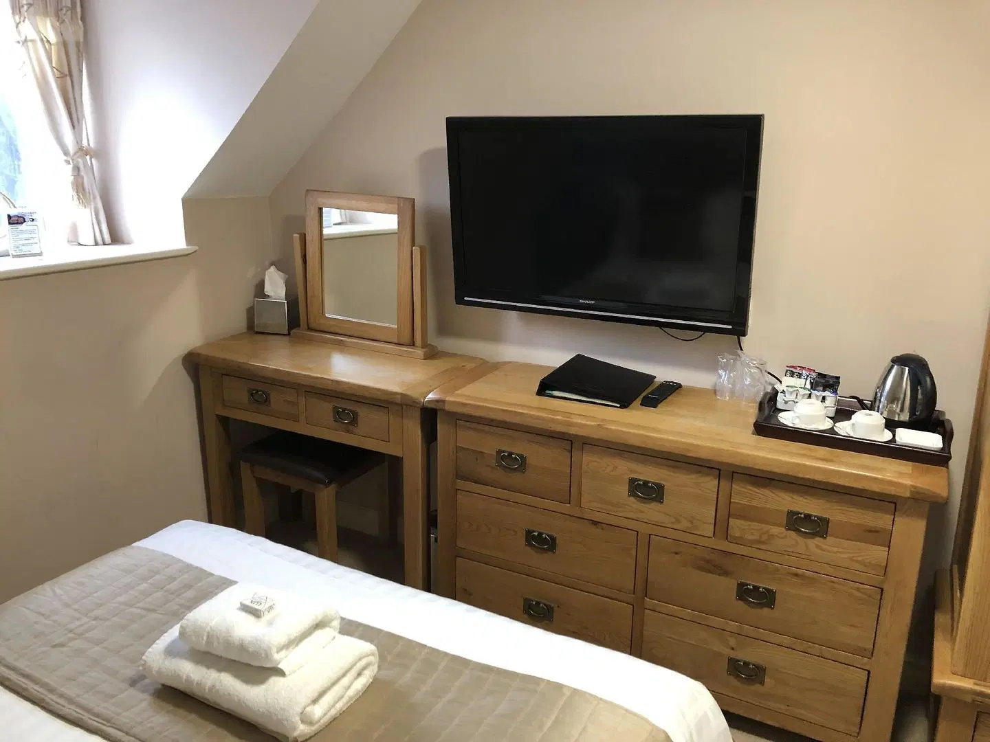 The Corbet Arms ROOM_EXAMPLE