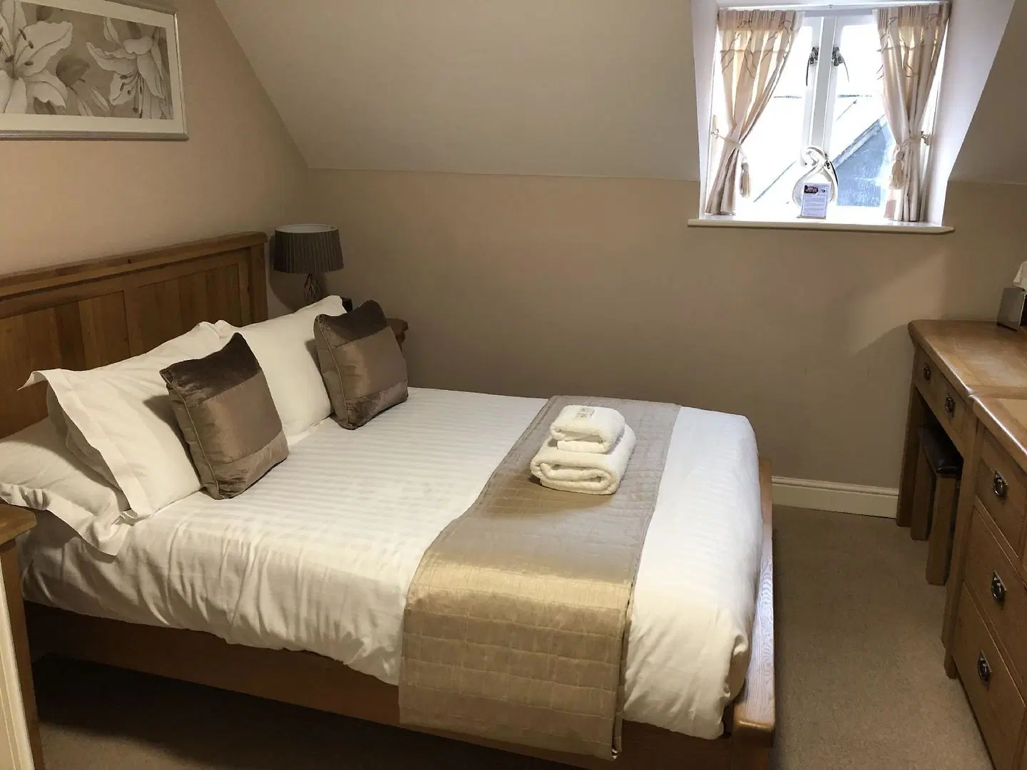 The Corbet Arms ROOM_EXAMPLE