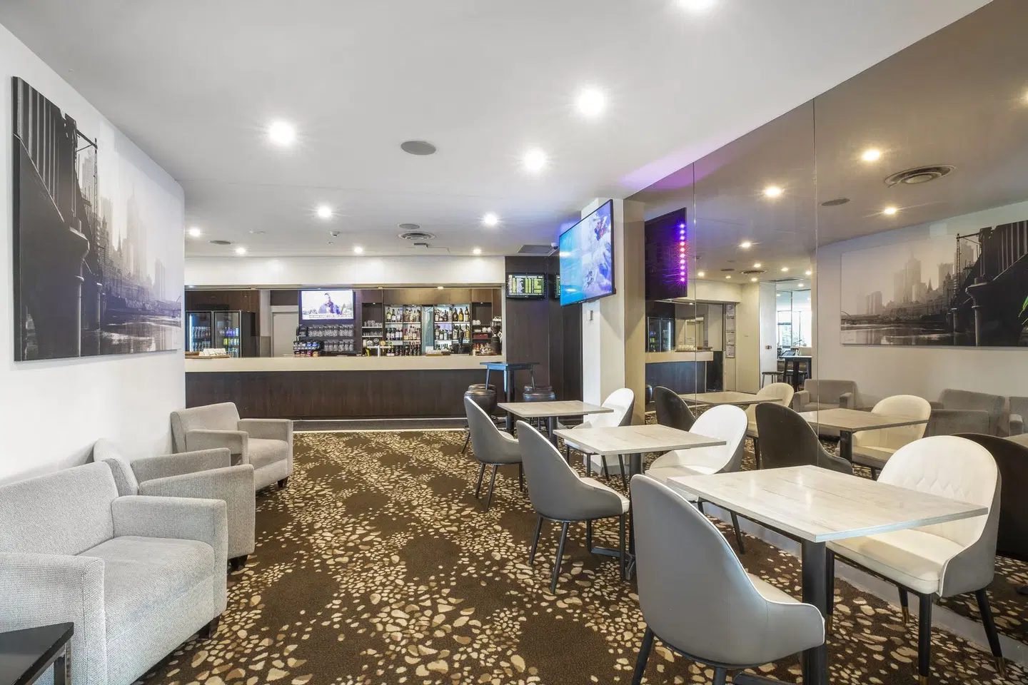 Holiday Inn Melbourne Airport LOUNGE_LOBBY