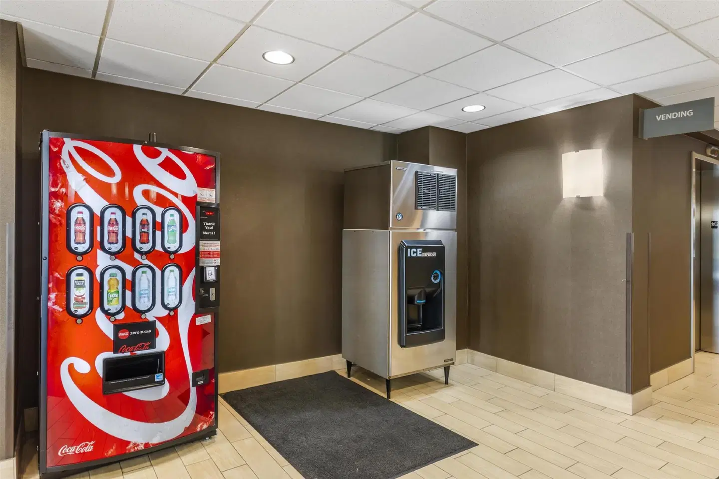 Best Western Plus Winnipeg West LOUNGE_LOBBY