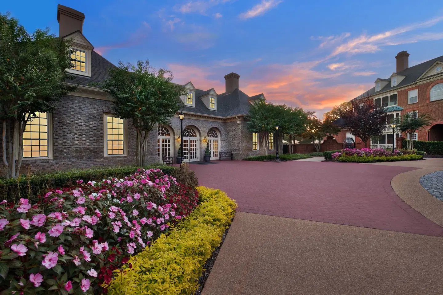 Marriott's Manor Club at Ford's Colony EXTERIOR