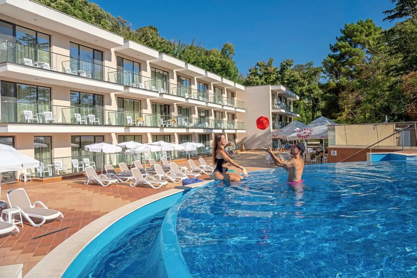 GRIFID Foresta OUTDOOR_POOL