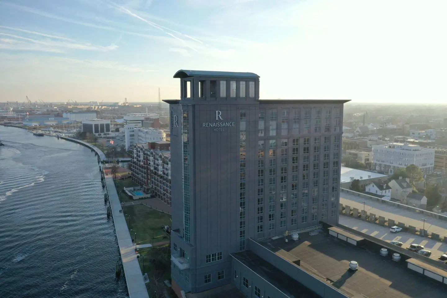 Renaissance Portsmouth-Norfolk Waterfront Hotel EXTERIOR