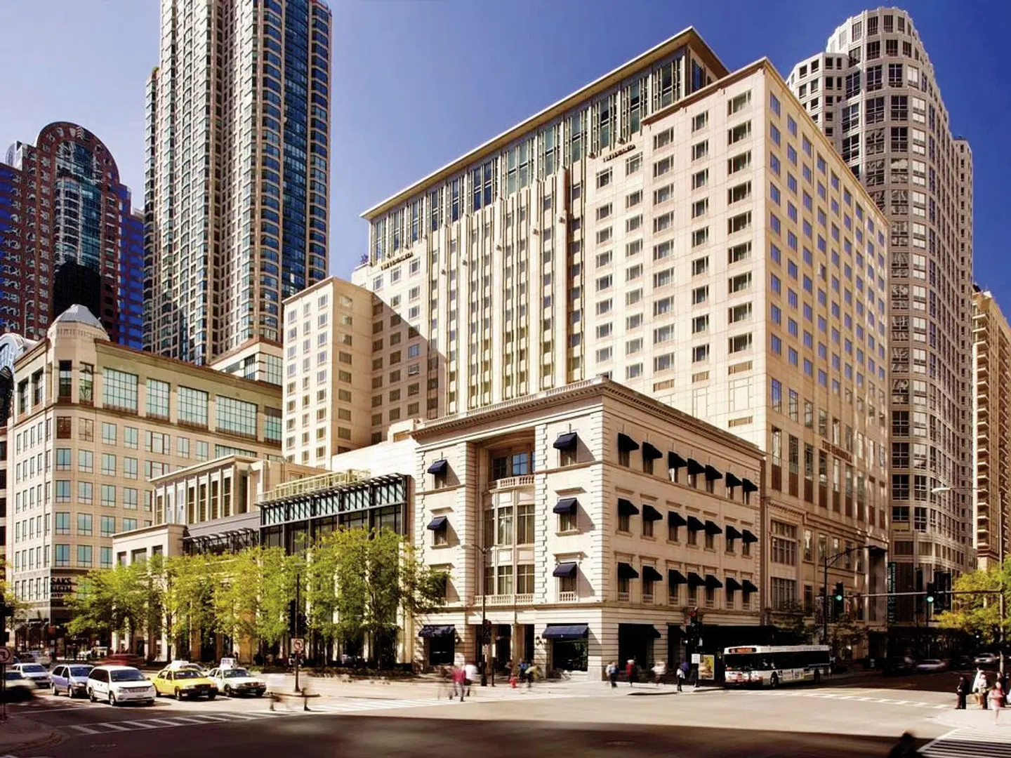 The Peninsula Chicago EXTERIOR