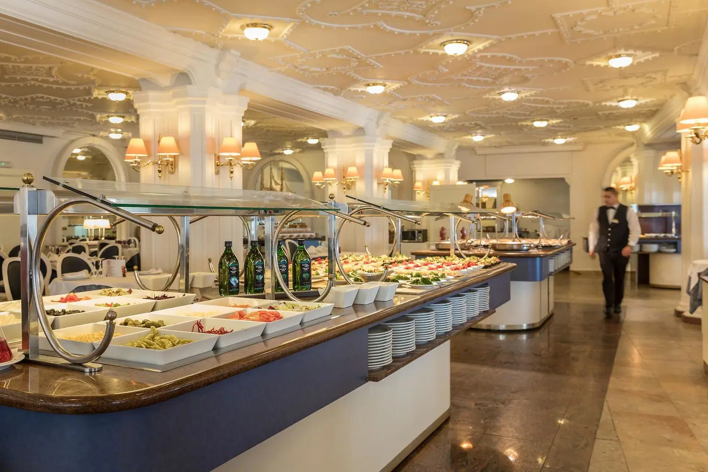 H Top Amaika Restaurant