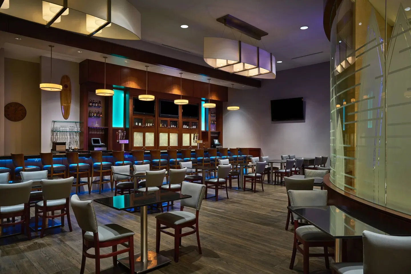 The Westin Virginia Beach Town Center Bar