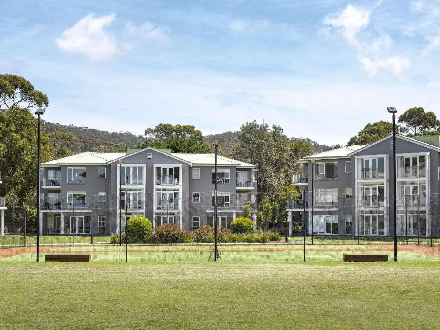 Mantra Lorne EXTERIOR
