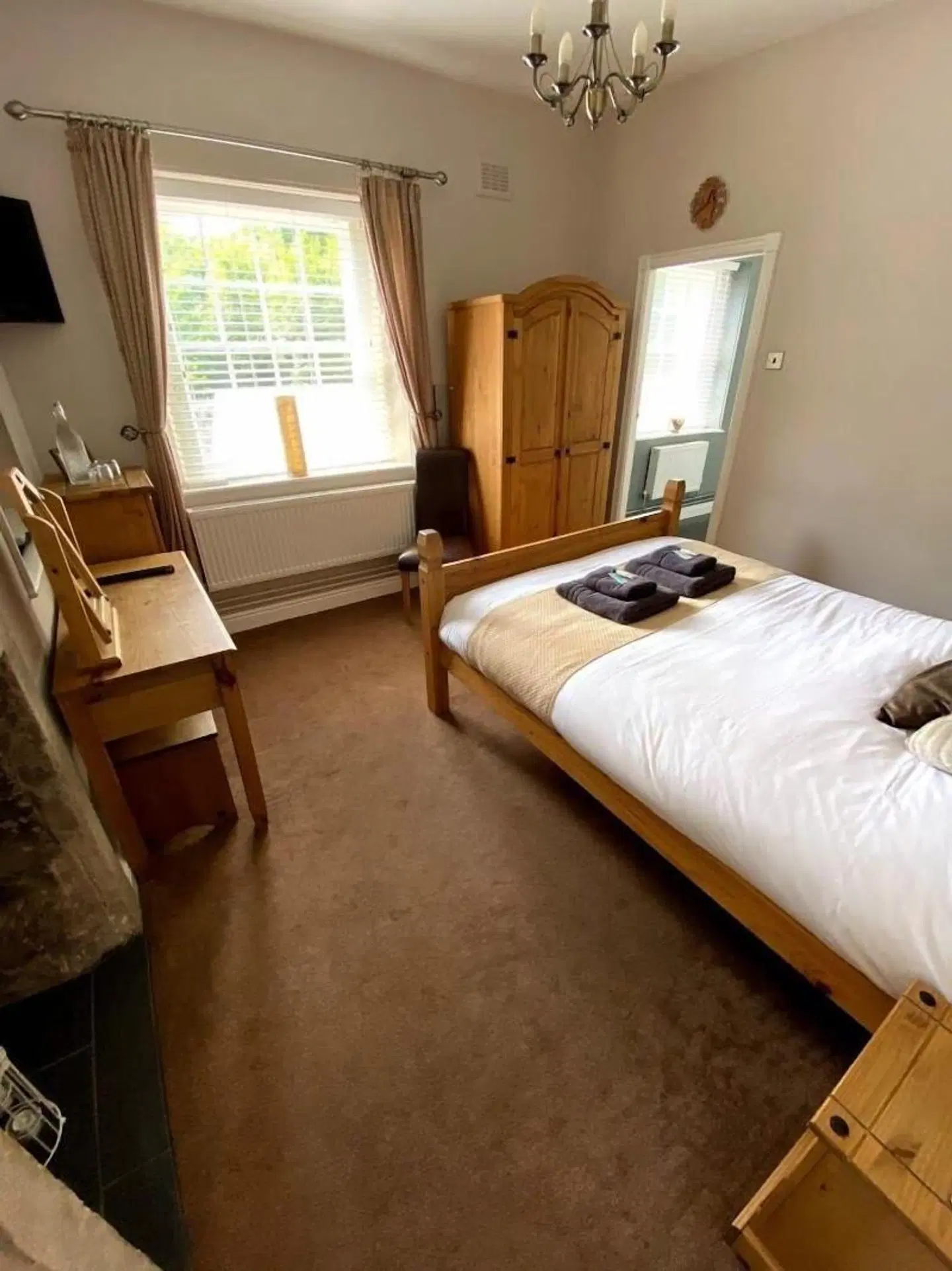 The Family Tree ROOM_EXAMPLE