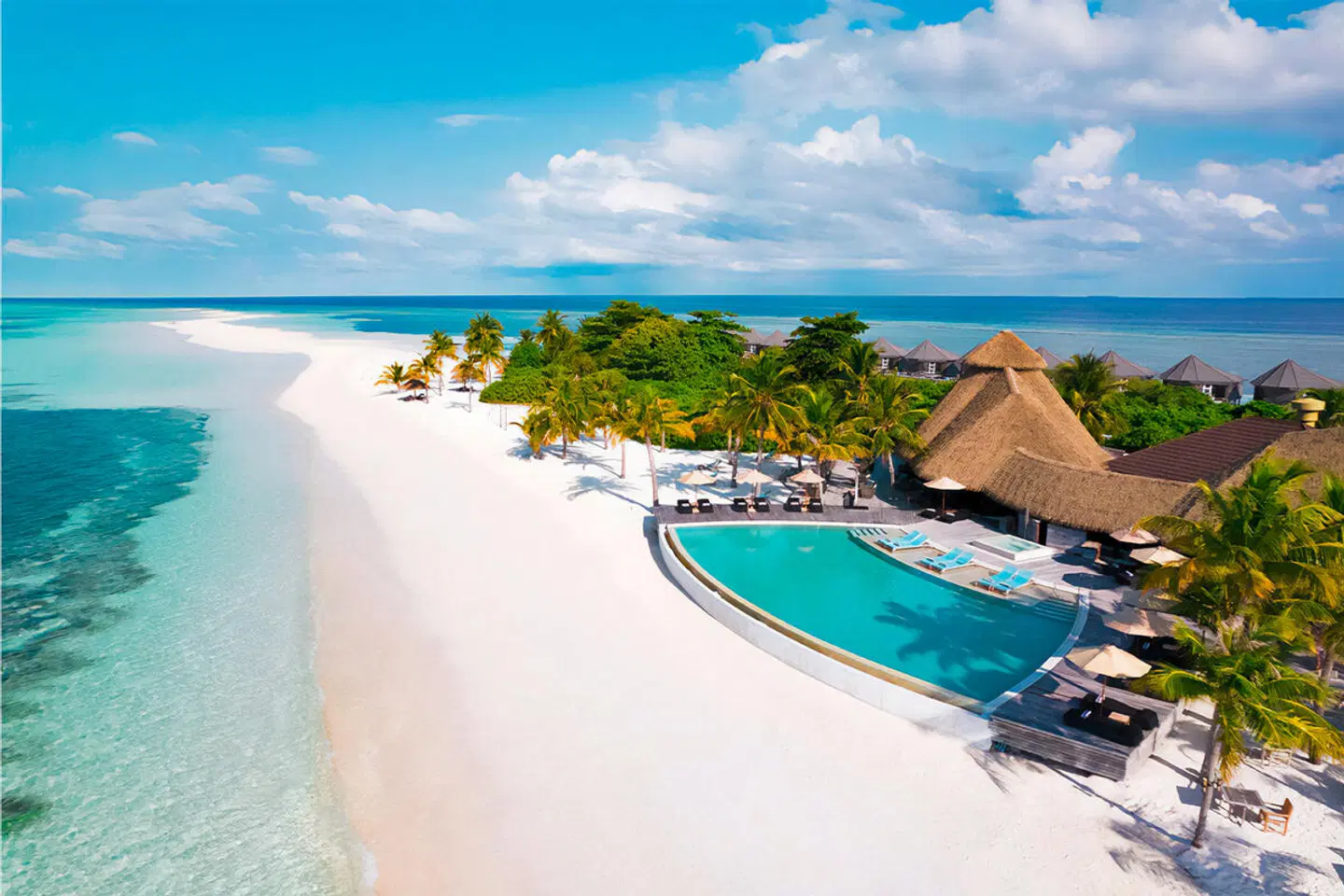 Kuredu Island Resort & Spa OUTDOOR_POOL