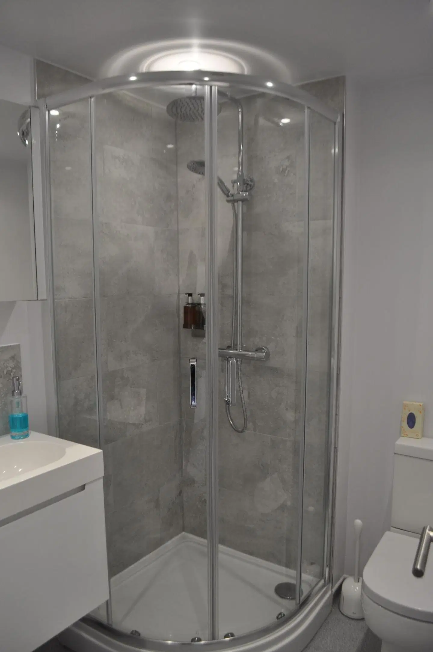 Holden House Badezimmer
