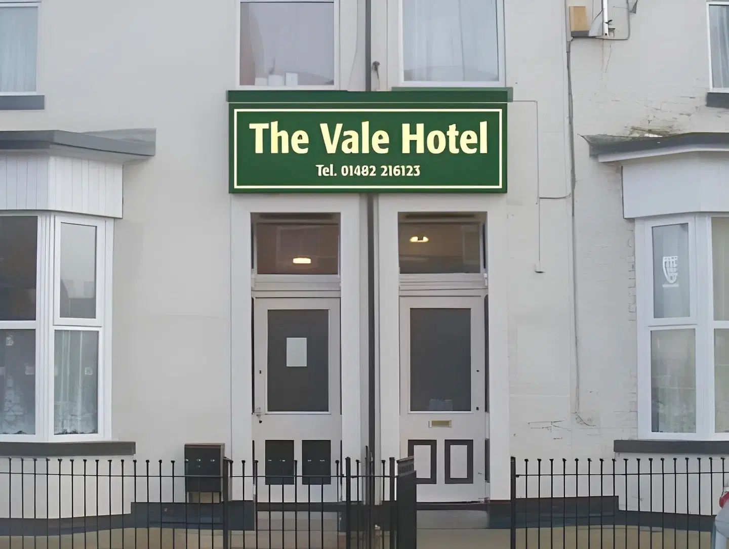 The Vale Apart Hotel EXTERIOR