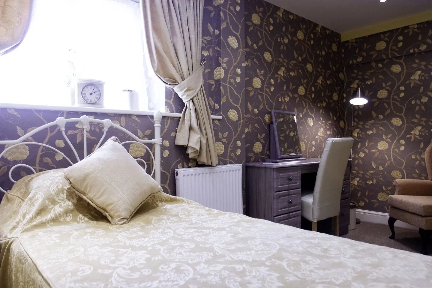 The Cotford ROOM_EXAMPLE