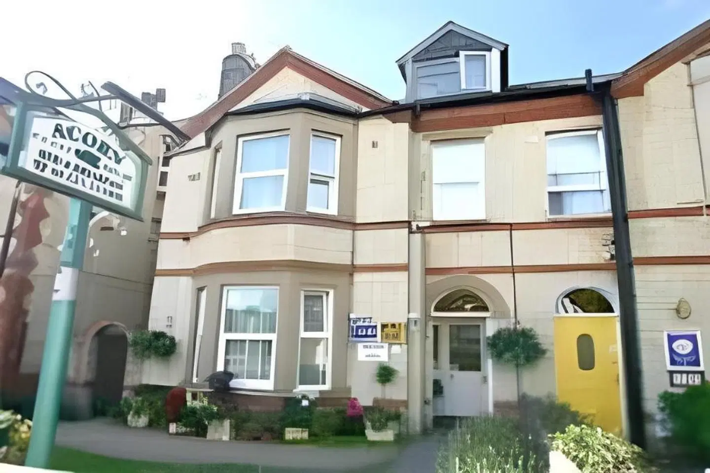 Acorn Guest House B&B EXTERIOR