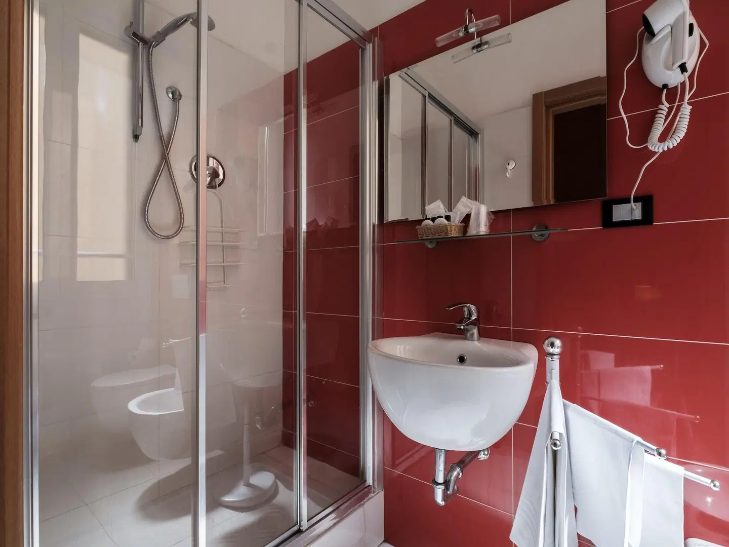 Hotel Accademia Badezimmer