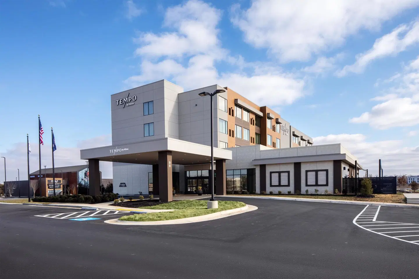 Tempo By Hilton Manassas EXTERIOR