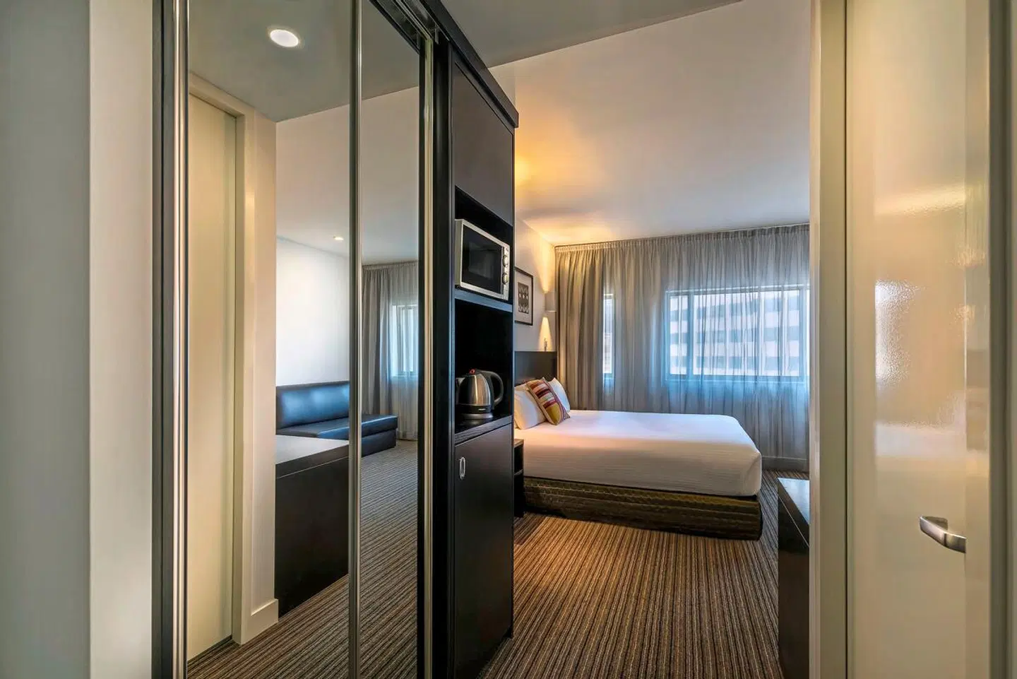 Causeway 323 ROOM_EXAMPLE