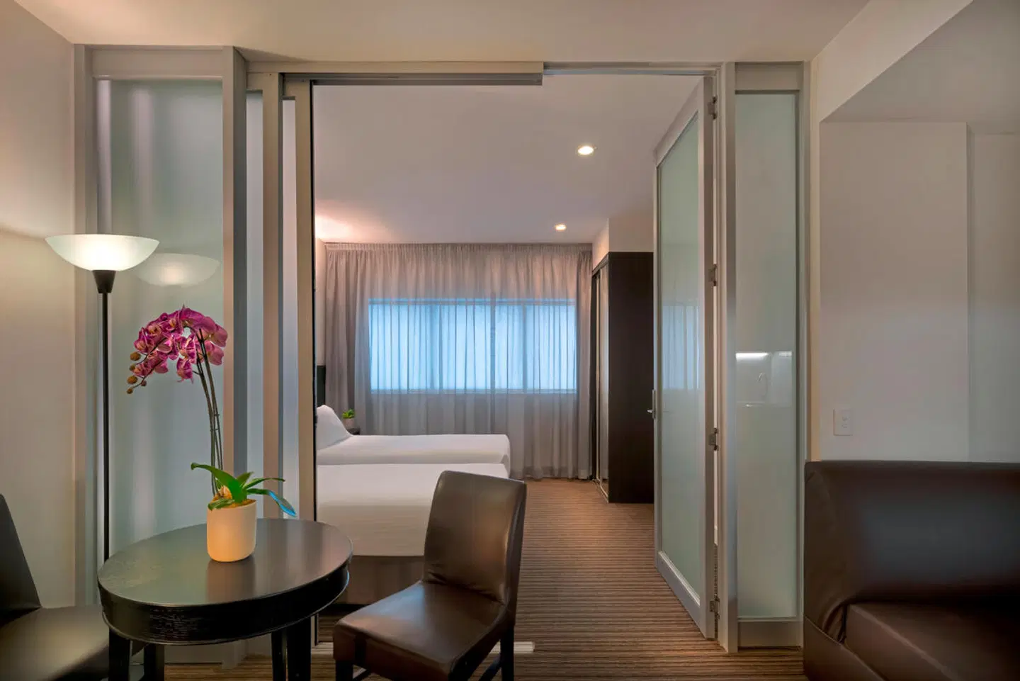 Causeway 323 ROOM_EXAMPLE