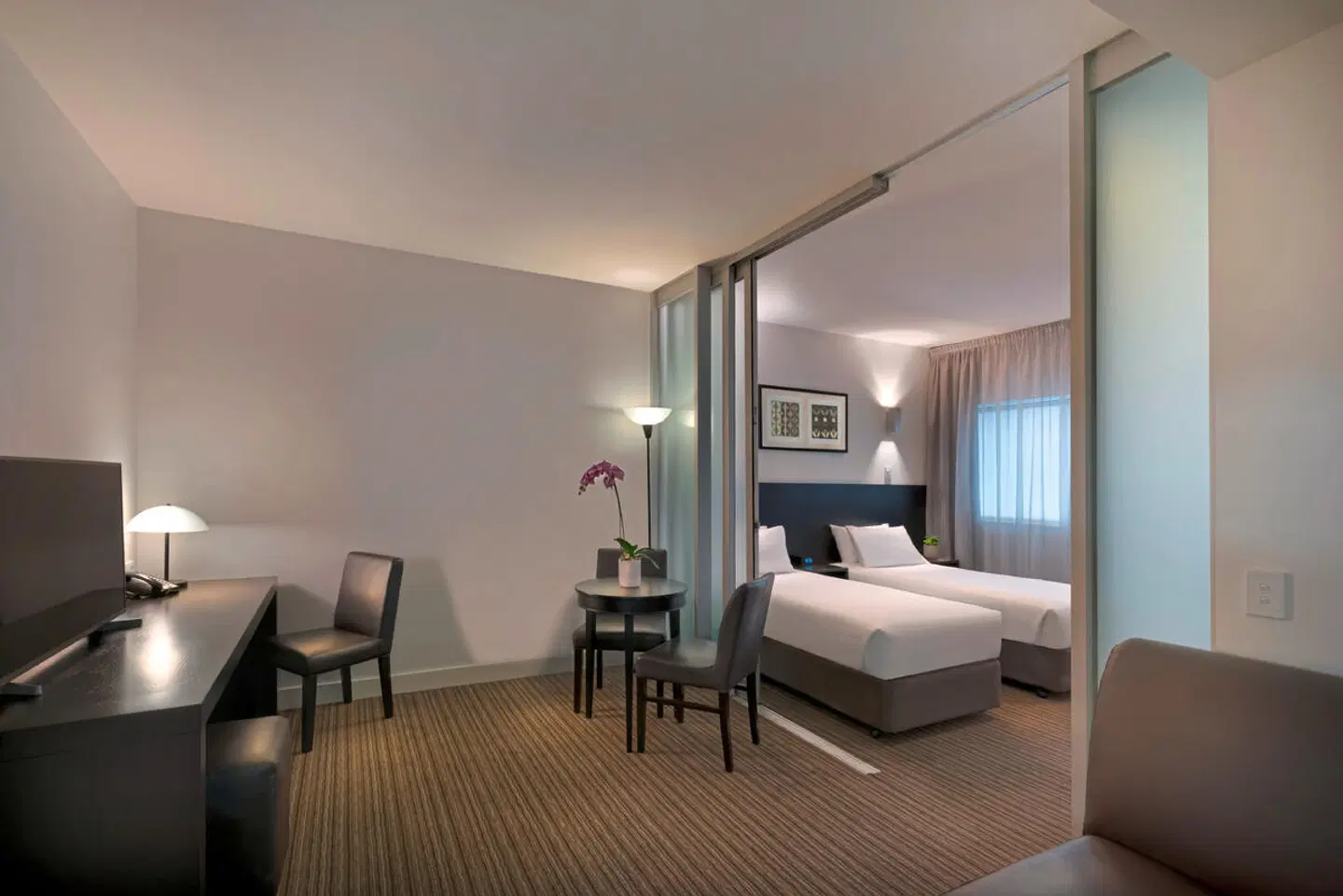 Causeway 323 ROOM_EXAMPLE