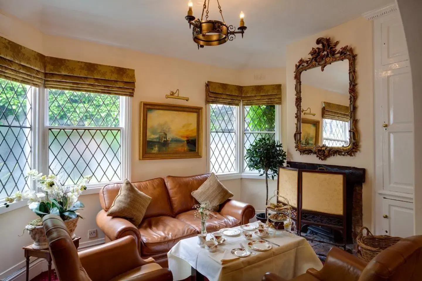 The Saracens Head ROOM_EXAMPLE