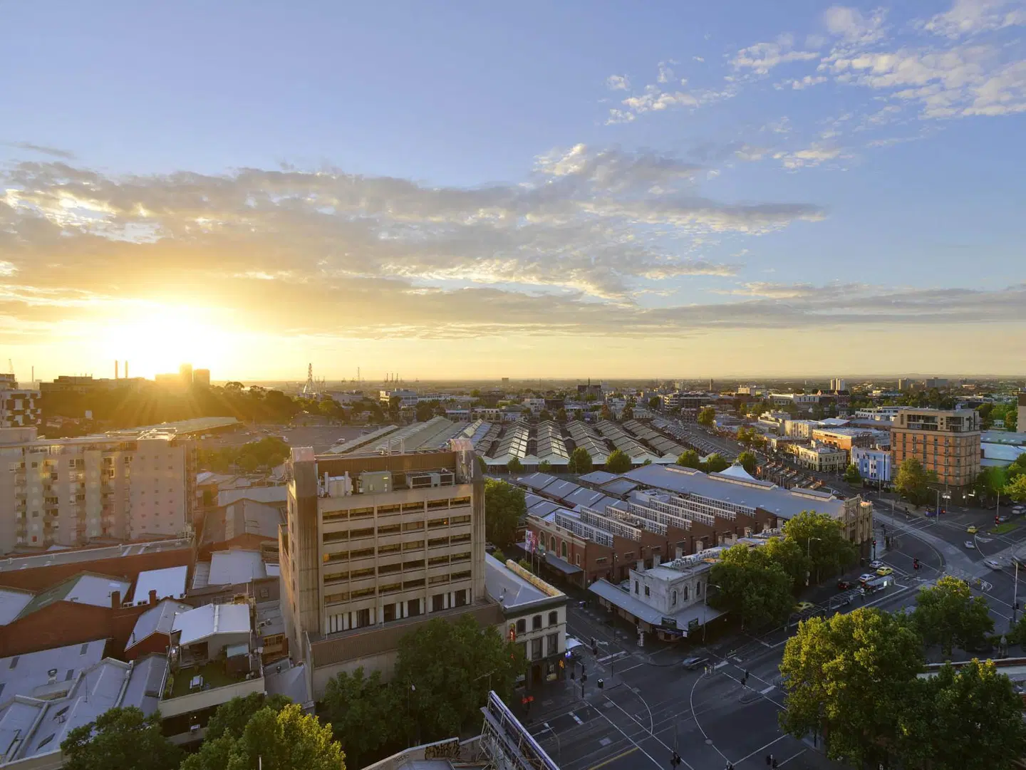 Mercure Melbourne Therry Street LANDSCAPE
