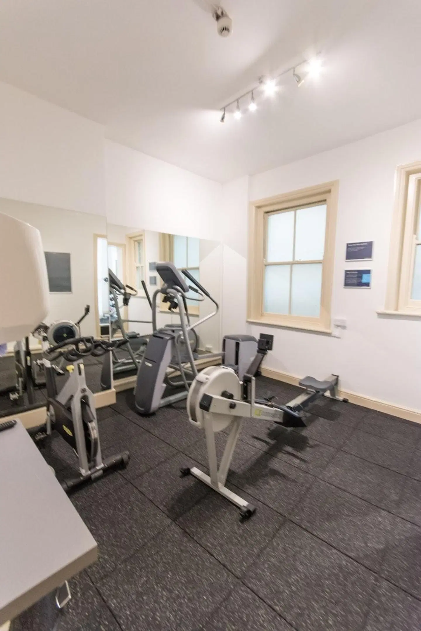 Legacy Dukes Head SPORTS_AND_LEISURE