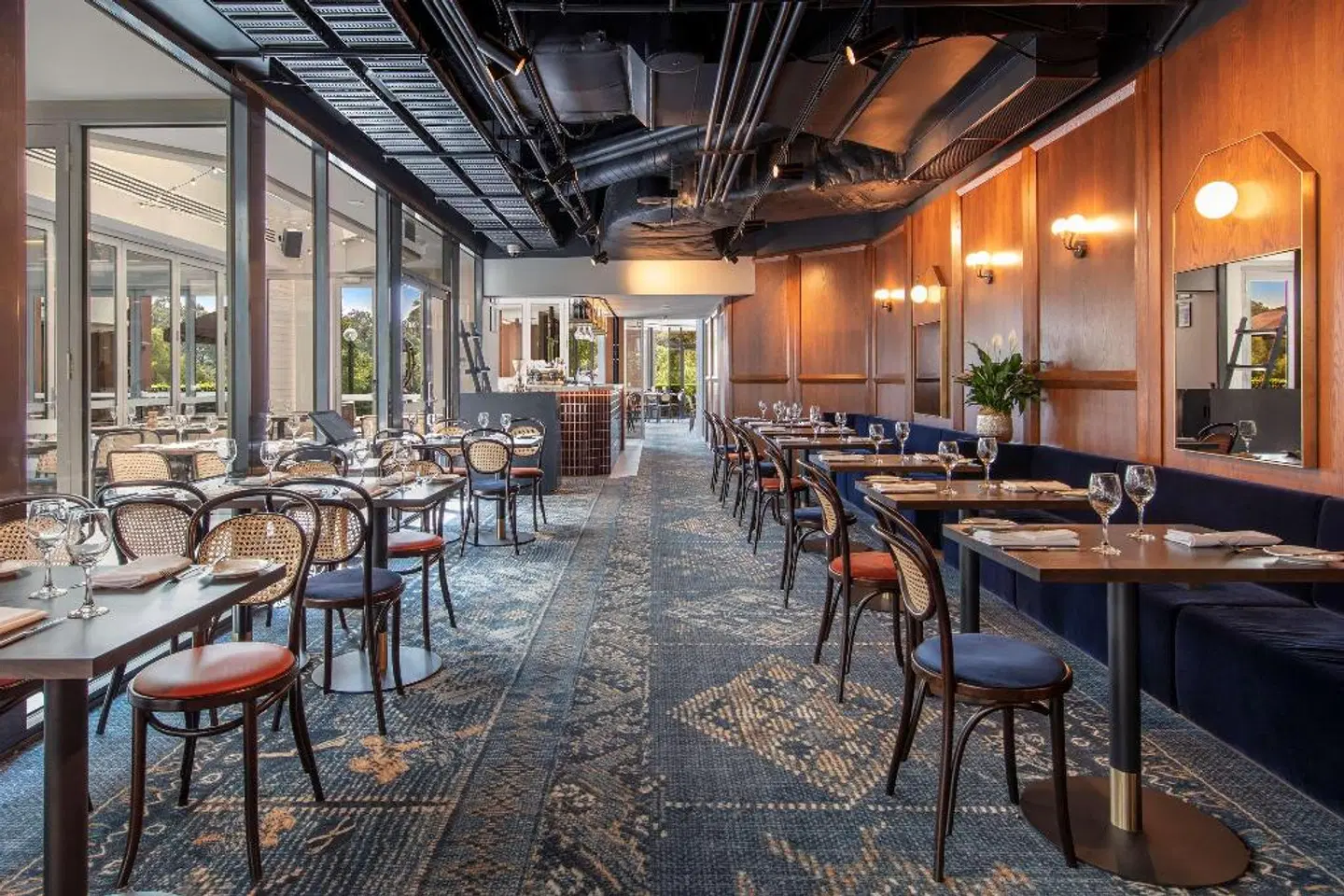 Amora Hotel Riverwalk Restaurant