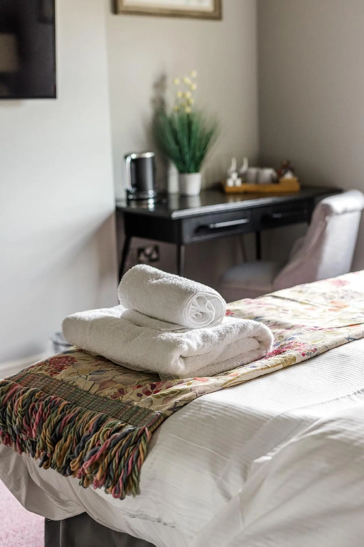 Plum and Partridge Inn ROOM_EXAMPLE