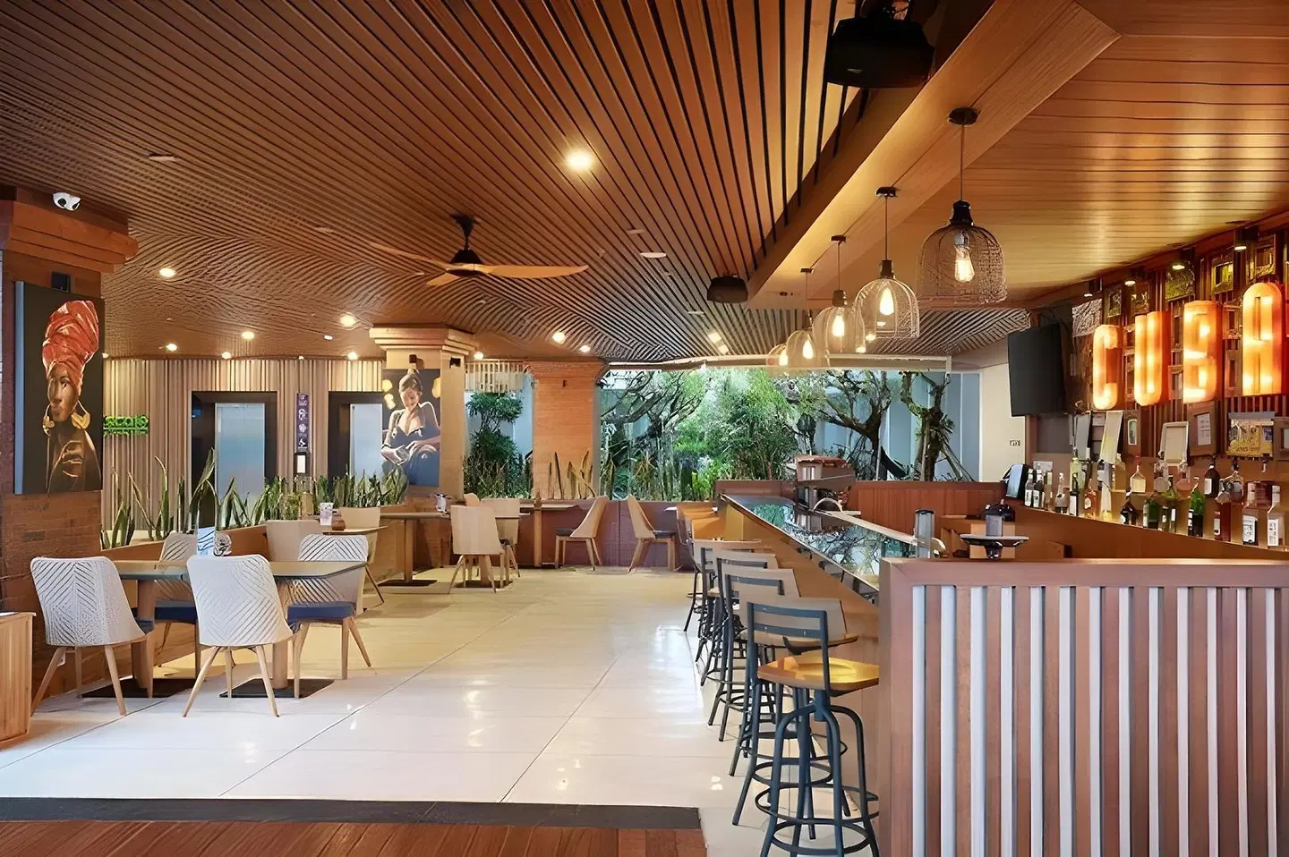 Aston Canggu Beach Resort Bar
