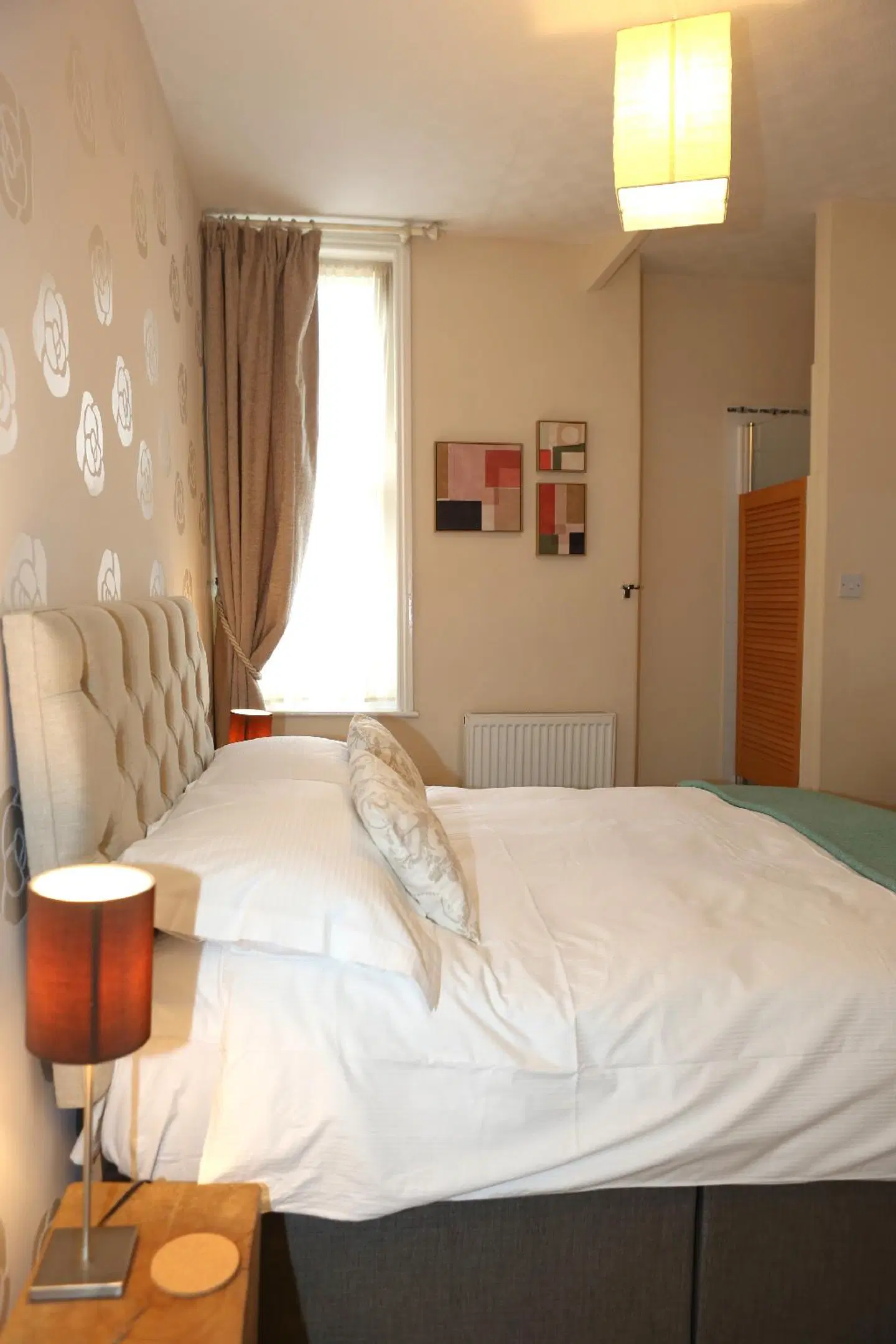 The Waves Coastal Bed and Breakfast ROOM_EXAMPLE